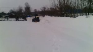 Расчистка снега на самодельном минитракторе