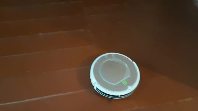 Робот пылесос