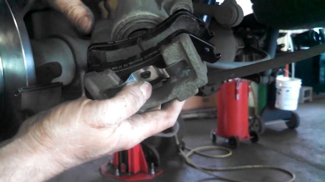 Rear brake pad replacement Ford Explorer 1999 rotor 1995 - 2001 how to change rear pads смотреть онлайн