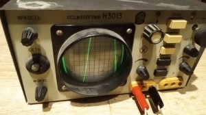 Осциллограф Н3013 (школьный). Обзор и испытание.