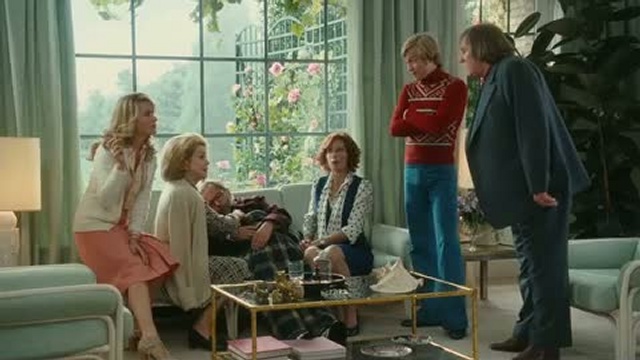 Трейлер Отчаянная домохозяйка (Potiche) смотреть онлайн