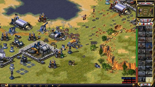 Red Alert 2 Yuri's Revenge running on Windows Technical Preview build 9879 смотреть онлайн