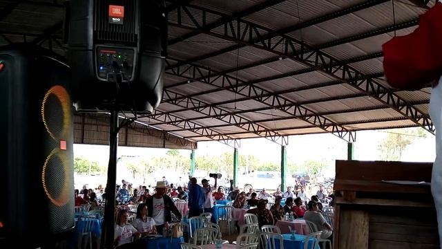 JBL Partybox 100 Trabalhando em um EVENTO PROFISSIONAL!!! смотреть онлайн