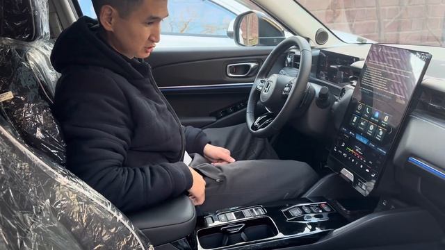 Современный кроссовер Honda E:NS1 за 18.800$ с запасом хода 510км. Электромобили из Китая.