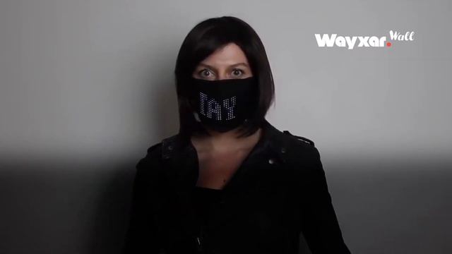 Дизайнер одежды Челси Клукас презентовала защитную маску с LED экраном смотреть онлайн