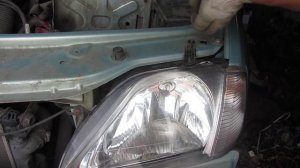 Замена блок фары на Рено Логан (Renault Logan) и Лада Ларгус