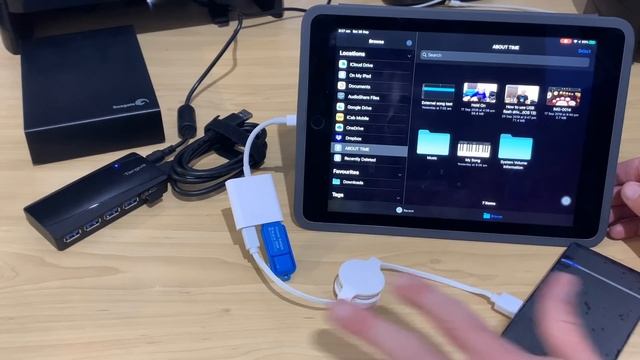 How to use USB drives with an iPad/iPhone смотреть онлайн