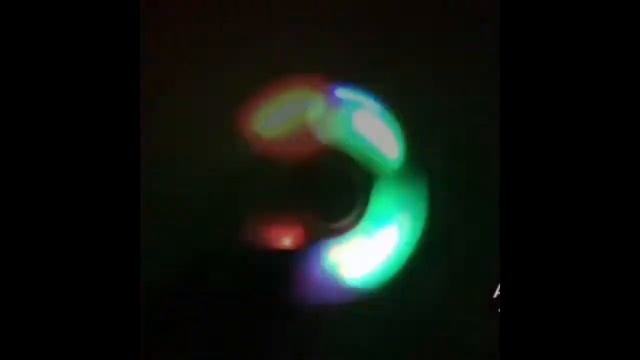 iSpinner - The Best Hand Spinner Fidget Simulator App & Game - Spinners for iPhone & iPad смотреть онлайн