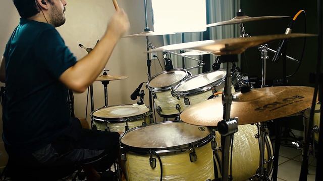 Jessé Nogueira - Salsa Drumless смотреть онлайн