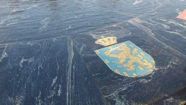 #Ганзейский #фонтан в Великом #Новгороде. #Гербы городов смотреть онлайн