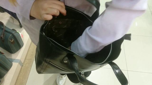 948_женские сумки и рюкзаки из натуральной кожи торговая марка Valigetti смотреть онлайн