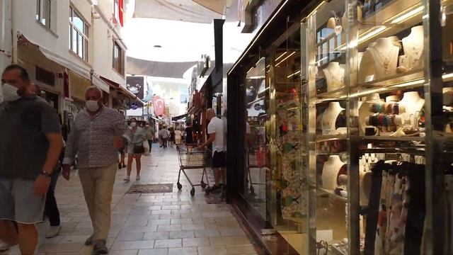 Bodrum, Pamukkale, Turkey | Travelling alpaca | Private Traveller смотреть онлайн