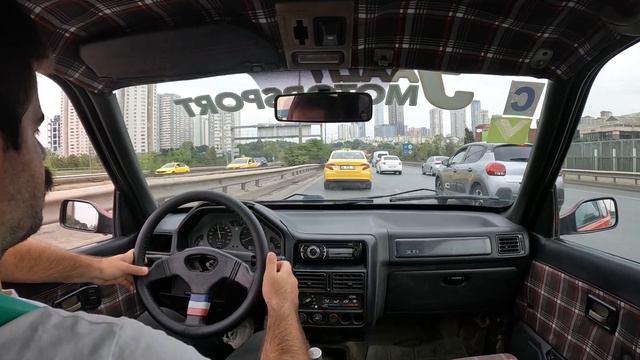 Driving at Istanbul Traffic - Peugeot 106 XSI смотреть онлайн