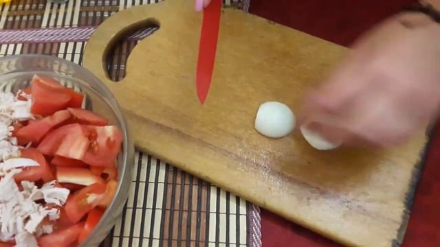 Готовлю салат на ужин//легко и просто)))