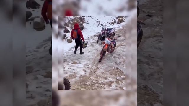 Мотокросс , покатушки 2 Шадхурей , Гедмыш... Motolend xr250 , ZUUM 300, BSE 250 ... смотреть онлайн