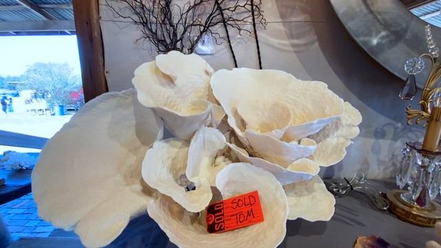 Uncovering Hidden Treasures at the Round Top Antiques Fair - Part 02 смотреть онлайн