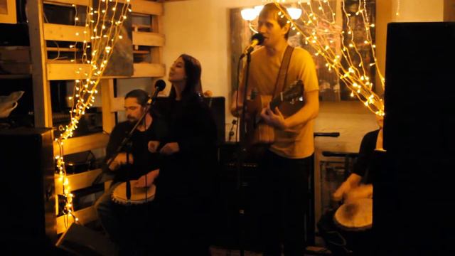 Облака - Чао, аморе (live in AccentHoll) смотреть онлайн