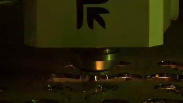 Prima Power Platino Fiber with 4kw Laser Cutting Demonstration смотреть онлайн