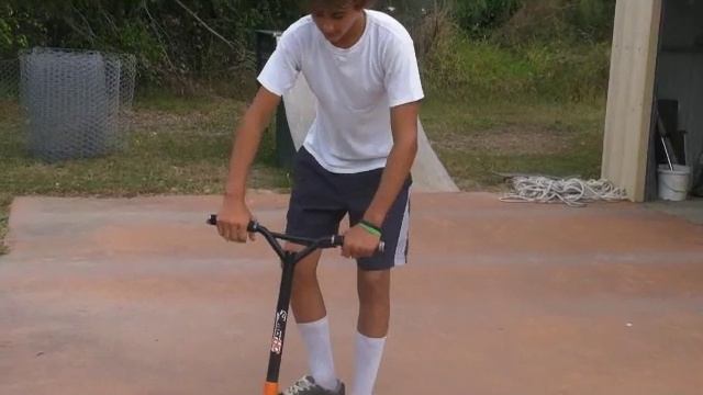 How to 360 and 180 on scooter смотреть онлайн