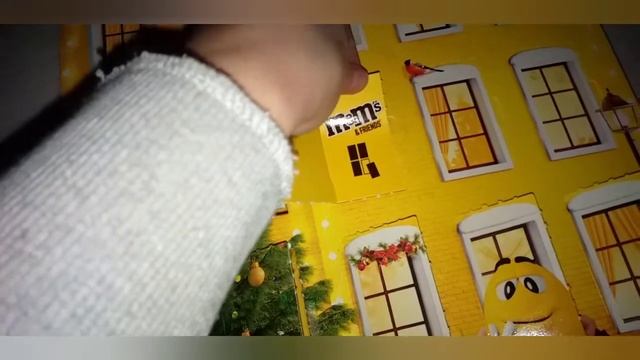 Открываем новогодний Адвент календарь M&M's☕? смотреть онлайн