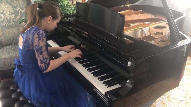 Ксения Старикова. Л. Бетховен. «Соната» N8 (Патетическая) op.13. смотреть онлайн