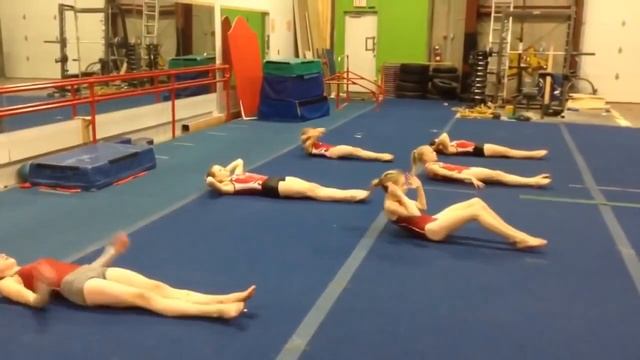 Девочки гимнастки , качают пресс!#спорт #спортсмены # пресc#recommended #video #subscribe #girl смотреть онлайн