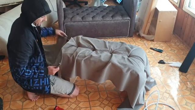 простая банкетка в каретной стяжке , банкетка DIY в пределах 1000 рублей смотреть онлайн