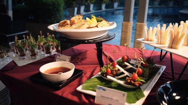 Sea Sun Sand Resort & Spa | Phuket смотреть онлайн