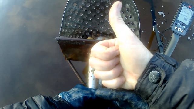 ПОДВОДНЫЙ ПОИСК, В ПОИСКАХ ПОТЕРЯННЫХ УКРАШЕНИЙ. смотреть онлайн