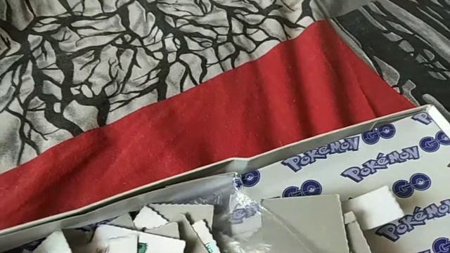 Unboxing Pokemon go board game by kids club смотреть онлайн