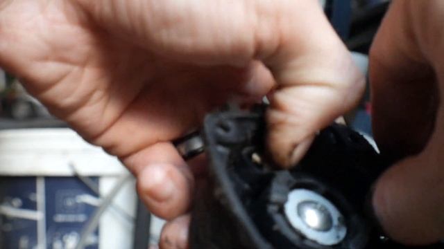 How to Fix Broken PULL CORD for FREE On Trimmer / Lawn Mower смотреть онлайн