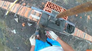 СТРОИТЕЛЬСТВО кирпичного  ЗАБОРА!кладка СТОЛБОВ и ПРОСТЕНКОВ!СЪЕЛИ СОСЕДСКУЮ КУРИЦУ!