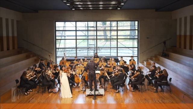 SPOHR Violin Competition: Sumina Studer | F. Mendelssohn Violin Concerto 2nd movement смотреть онлайн
