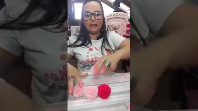Vamos aprender com a artesã Dai Taís a fazer essa linda GUIRLANDA смотреть онлайн
