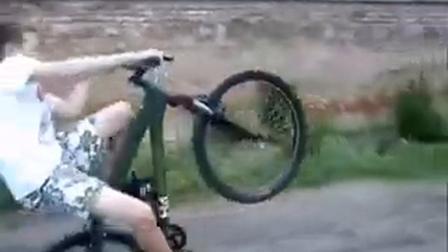 New - BernBurger Biker vid 1 . .mp4 смотреть онлайн