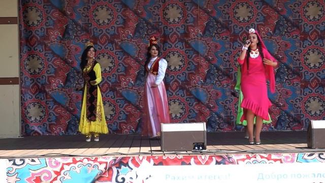 Тата́р Кызы. 2018.07.07. Ко́нкурс красоты́ Кр. Пре́сня. Сабанту́й (05 смотреть онлайн