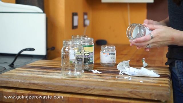 The Fastest and Easiest Way to Remove Labels From Jars смотреть онлайн