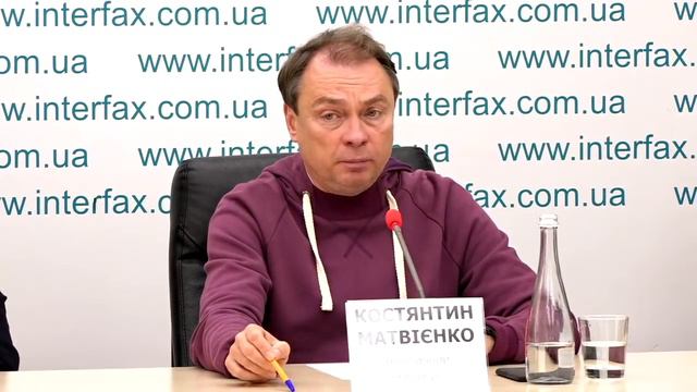 Українська політика у жовтні - між поляризацією та консолідацією смотреть онлайн