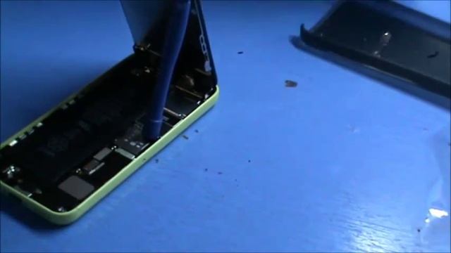 Замена батареи iphone 5C 5 смотреть онлайн