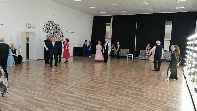 Танцевальный вечер на Павелецкой 24.04.2021 (часть 1) смотреть онлайн