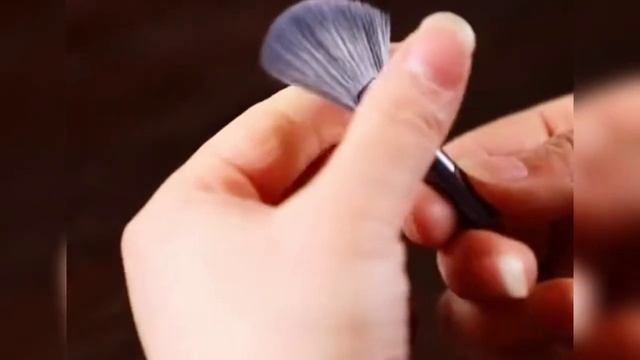 Как делают кисть для макияжа? смотреть онлайн