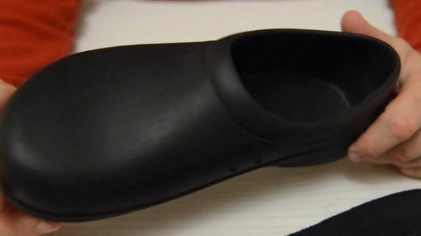 Обзор 21. Кроксы  CROCS On-The-Clock Work Slip-On