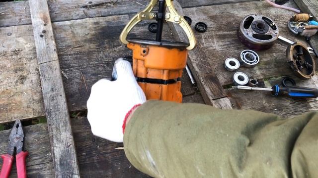 БЕНЗОПИЛА УРАЛ 2 электрон переборка двигателя установка закрытых подшипников и сальников смотреть онлайн