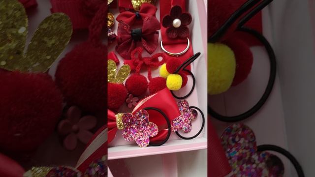 Подарочный набор заколок для волос 18 шт. Цвет красный смотреть онлайн