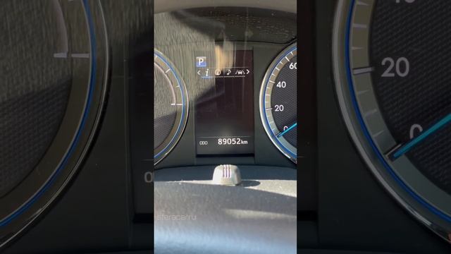 Какой дизайн наиболее удачен у 3-го поколения Toyota Harrier: дорестайлинг или ресталинг?? смотреть онлайн