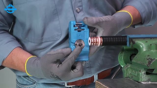 Installation of SPINNER CAF® O-Ring for LF7/8” смотреть онлайн