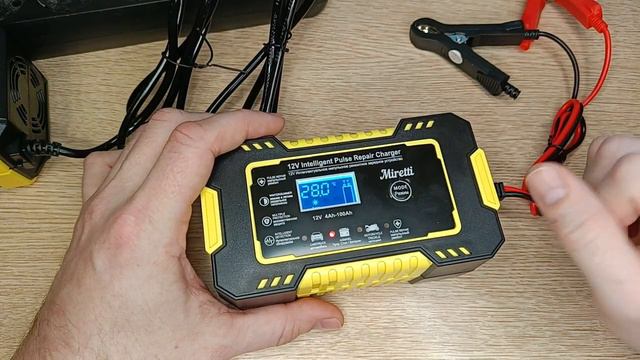 Miretti Умное зарядное устройство для аккумуляторов АВТО и МОТО смотреть онлайн