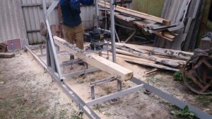 Шинная пилорама с бензиновым двигателем