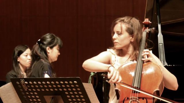 Claude Debussy, sonata for cello and piano | Finale смотреть онлайн