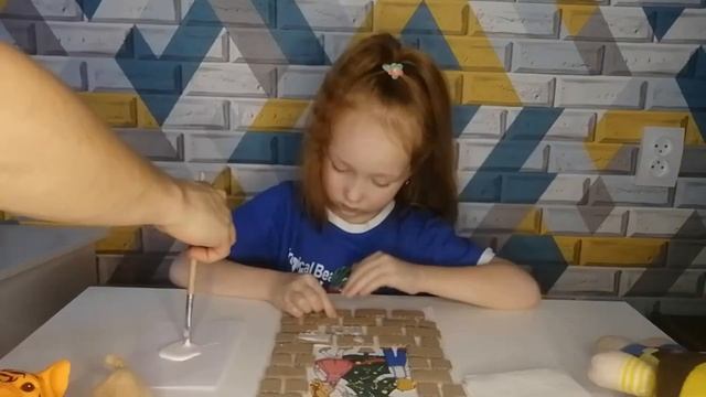 Новогодняя открытка своими руками - MILEN FOX выполняет ПЕРВОЕ задание АДВЕНТкалендаря #новыйгод202 смотреть онлайн